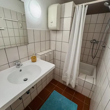 Rheinoase Mit Garten Für Familien&gruppen Apartamento Coblenza