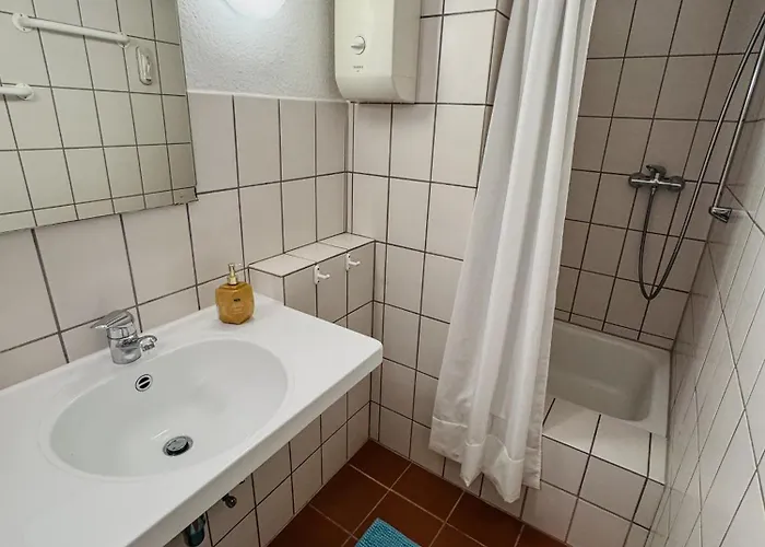 Rheinoase Mit Garten Fuer Familien & Gruppen Apartmán Koblenc